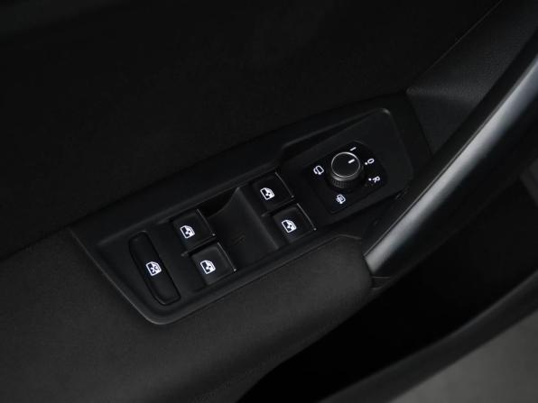 Volkswagen Tiguan II с пробегом 2019 года, цена 2 300 444 рубля, 149395 км, внедорожник, Автокод Объявления