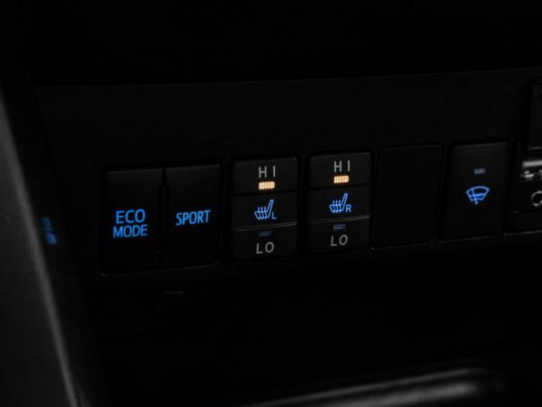 Toyota RAV4 IV (XA40) Рестайлинг с пробегом 2017 года, цена 2 099 000 рублей, 123917 км, внедорожник, Автокод Объявления