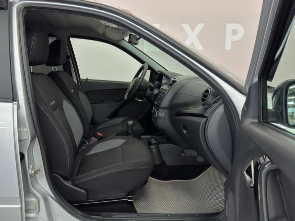 Lada (ВАЗ) Granta I Рестайлинг с пробегом 2024 года, цена 945 000 рублей, 31827 км, седан, Автокод Объявления