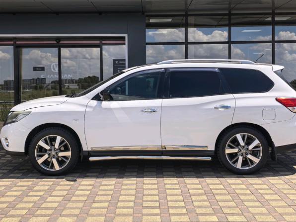 Nissan Pathfinder IV с пробегом 2014 года, цена 1 557 000 рублей, 164010 км, внедорожник, Автокод Объявления