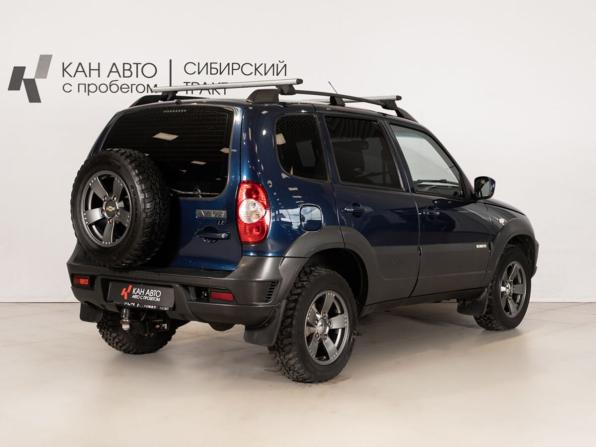 Chevrolet Niva I Рестайлинг с пробегом 2017 года, цена 770 000 рублей, 136148 км, внедорожник, Автокод Объявления
