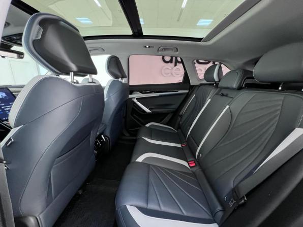 Geely Atlas II с пробегом 2024 года, цена 2 825 000 рублей, 31681 км, внедорожник, Автокод Объявления