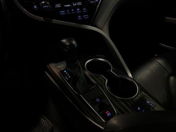 Toyota Camry VIII (XV70) с пробегом 2018 года, цена 2 575 000 рублей, 166731 км, седан, Автокод Объявления