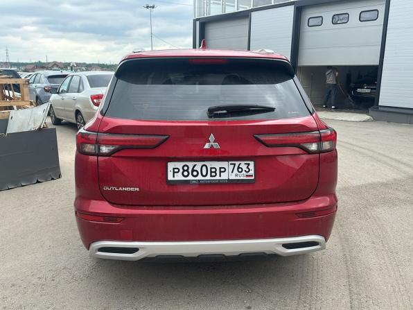 Mitsubishi Outlander IV с пробегом 2023 года, цена 3 982 000 рублей, 30556 км, внедорожник, Автокод Объявления
