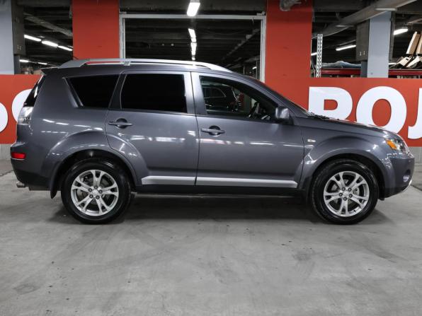 Mitsubishi Outlander II с пробегом 2008 года, цена 1 100 000 рублей, 211732 км, внедорожник, Автокод Объявления