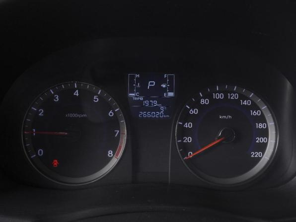 Hyundai Solaris I Рестайлинг с пробегом 2015 года, цена 880 000 рублей, 266020 км, седан, Автокод Объявления