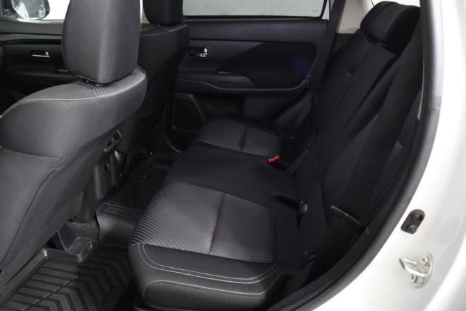 Mitsubishi Outlander III Рестайлинг 3 с пробегом 2018 года, цена 1 929 000 рублей, 109000 км, внедорожник, Автокод Объявления