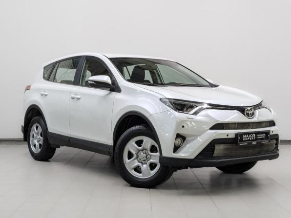 Toyota RAV4 IV (XA40) Рестайлинг с пробегом 2018 года, цена 2 740 000 рублей, 17934 км, внедорожник, Автокод Объявления