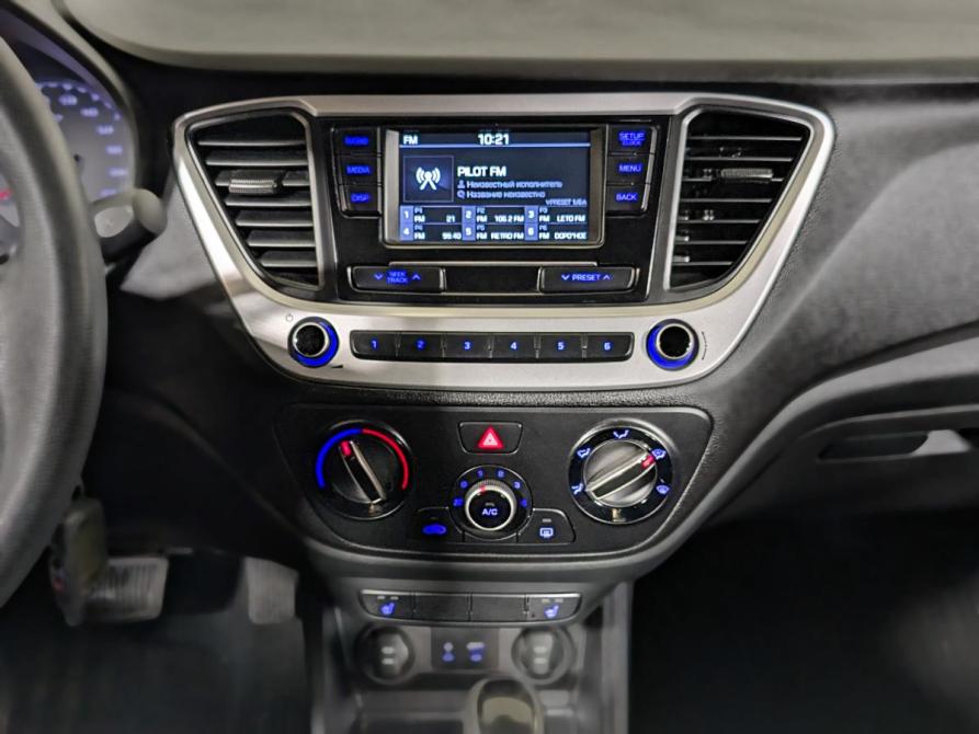 Hyundai Solaris I Рестайлинг Екатеринбург  - изображение 11