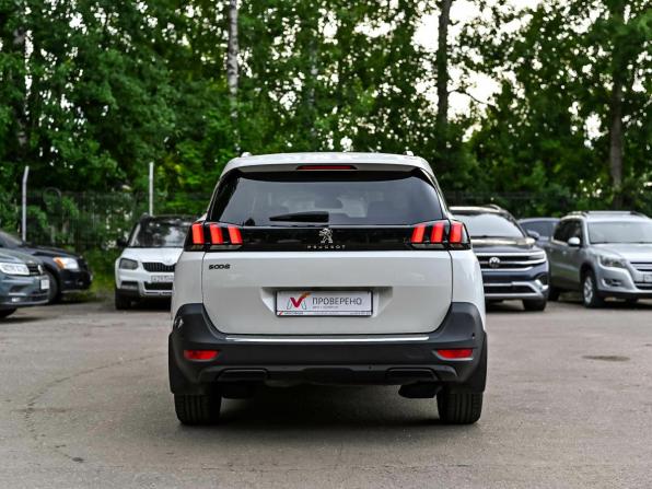 Peugeot 5008 II с пробегом 2018 года, цена 1 990 000 рублей, 63138 км, внедорожник, Автокод Объявления