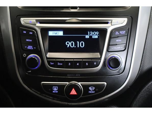 Hyundai Solaris I Рестайлинг с пробегом 2015 года, цена 780 000 рублей, 241836 км, седан, Автокод Объявления