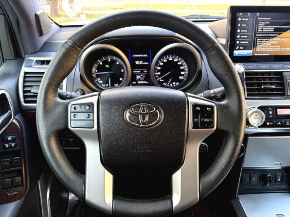 Toyota Land Cruiser Prado 150 Series Рестайлинг 1 с пробегом 2015 года, цена 3 800 000 рублей, 129239 км, внедорожник, Автокод Объявления
