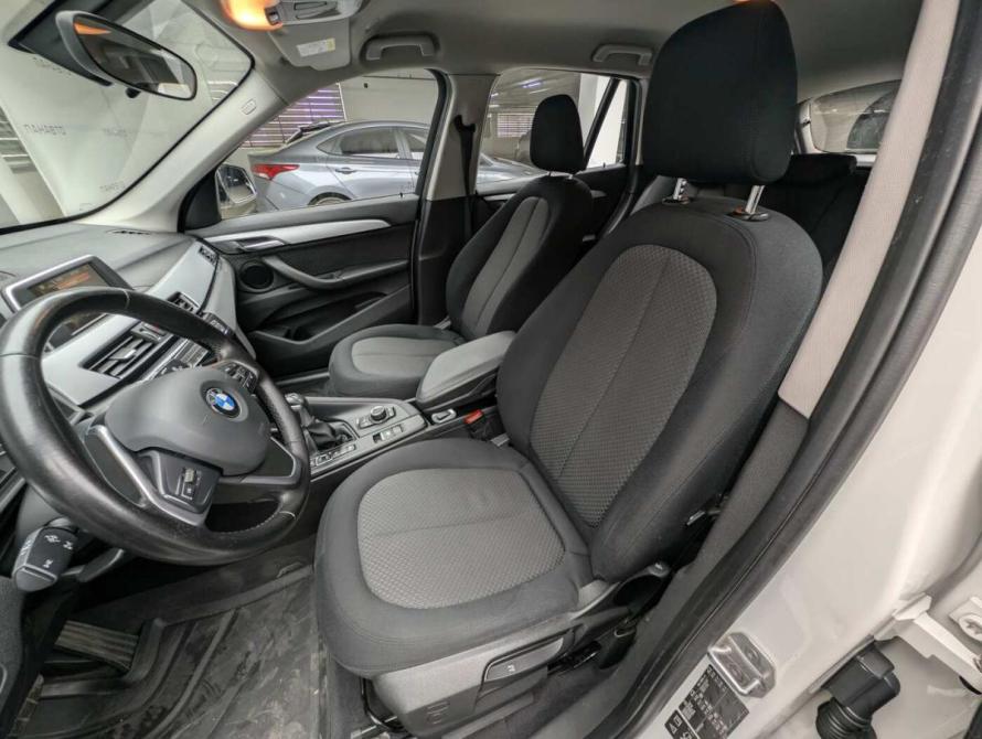 BMW X1 II (F48) Москва  - изображение 10