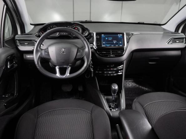 Peugeot 208 I Рестайлинг с пробегом 2019 года, цена 999 000 рублей, 64050 км, хэтчбек, Автокод Объявления
