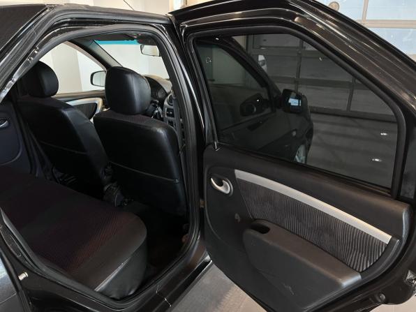 Renault Logan I Рестайлинг с пробегом 2010 года, цена 365 000 рублей, 282037 км, седан, Автокод Объявления