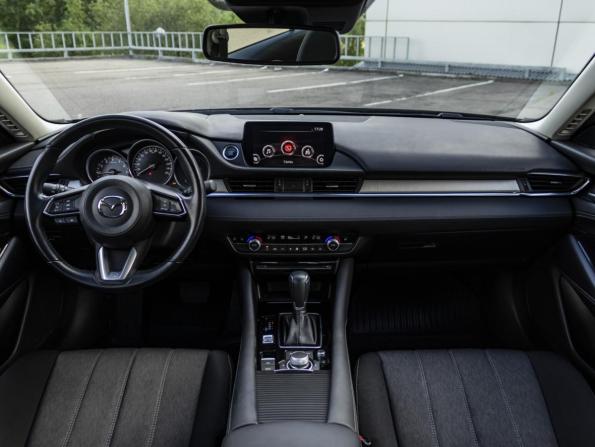 Mazda 6 III (GJ) Рестайлинг 2 с пробегом 2021 года, цена 2 679 000 рублей, 27409 км, седан, Автокод Объявления