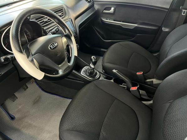 Kia Rio III Рестайлинг с пробегом 2015 года, цена 811 640 рублей, 160489 км, седан, Автокод Объявления