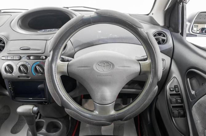 Toyota Vitz I (P10) с пробегом 2000 года, цена 349 000 рублей, 299000 км, хэтчбек, Автокод Объявления