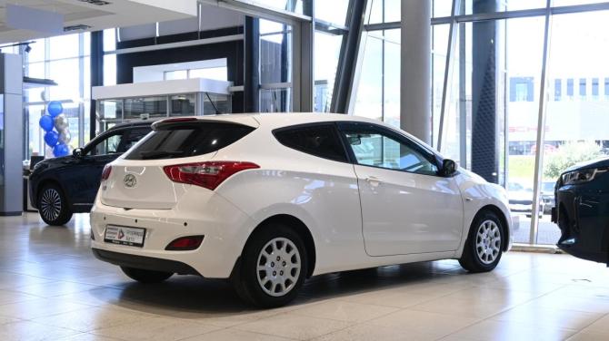Hyundai i30 II с пробегом 2013 года, цена 870 000 рублей, 213810 км, хэтчбек, Автокод Объявления