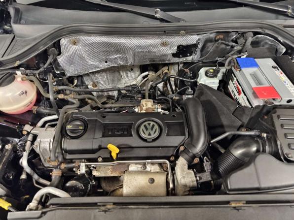 Volkswagen Tiguan I Рестайлинг с пробегом 2013 года, цена 929 000 рублей, 190381 км, внедорожник, Автокод Объявления