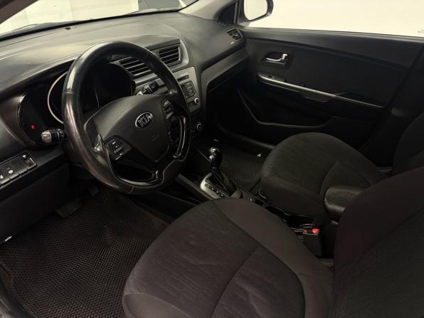 Kia Rio III Рестайлинг с пробегом 2016 года, цена 959 000 рублей, 275738 км, седан, Автокод Объявления