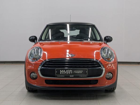 Mini Hatch III (F55/F56) Рестайлинг с пробегом 2019 года, цена 1 950 000 рублей, 42925 км, хэтчбек, Автокод Объявления