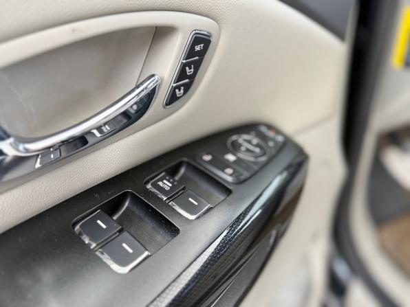 Kia Carnival III с пробегом 2017 года, цена 2 245 000 рублей, 188880 км, минивэн, Автокод Объявления