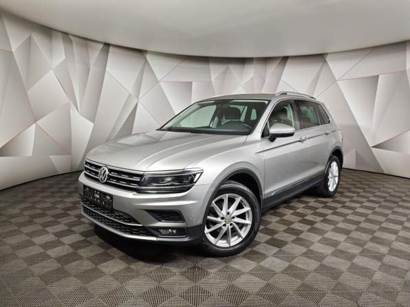 Volkswagen Tiguan II с пробегом 2018 года, цена 2 555 000 рублей, 73646 км, внедорожник, Автокод Объявления