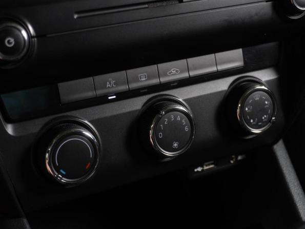 Skoda Octavia III (A7) с пробегом 2014 года, цена 939 000 рублей, 200535 км, лифтбек, Автокод Объявления