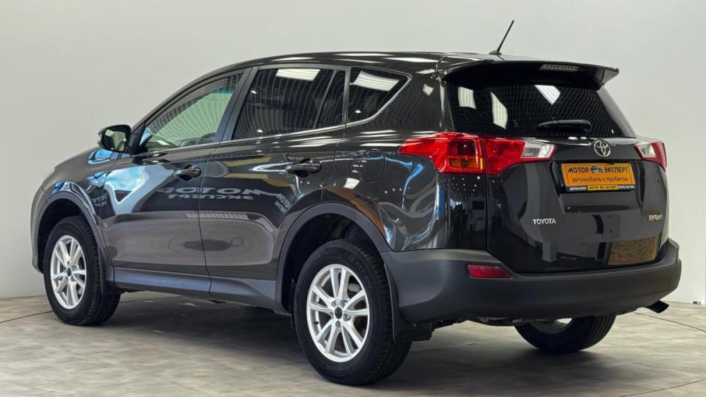 Toyota RAV4 IV (XA40) Киров  - изображение 3
