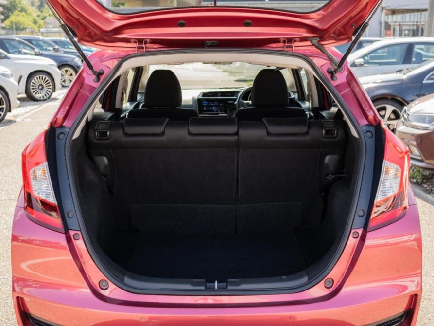 Honda Fit III Рестайлинг Сочи  - изображение 22