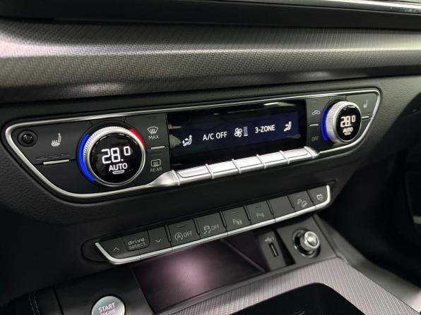 Audi Q5 II (FY) Рестайлинг с пробегом 2025 года, цена 5 999 000 рублей, 1 км, внедорожник, Автокод Объявления