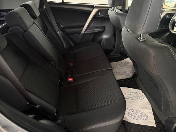 Toyota RAV4 IV (XA40) с пробегом 2015 года, цена 1 848 000 рублей, 119266 км, внедорожник, Автокод Объявления
