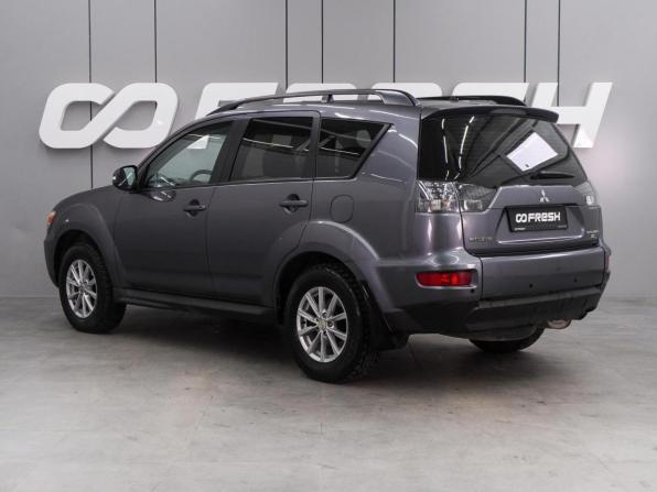 Mitsubishi Outlander II Рестайлинг с пробегом 2010 года, цена 1 099 000 рублей, 196308 км, внедорожник, Автокод Объявления