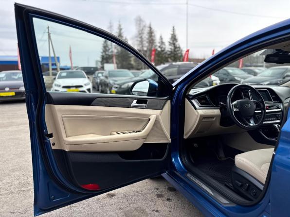 Hyundai Sonata VII (LF) Рестайлинг с пробегом 2018 года, цена 1 860 000 рублей, 104000 км, седан, Автокод Объявления