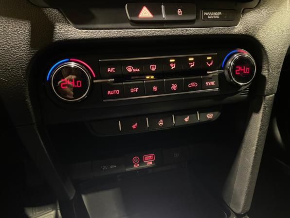 Kia Ceed III с пробегом 2018 года, цена 1 740 000 рублей, 102537 км, хэтчбек, Автокод Объявления
