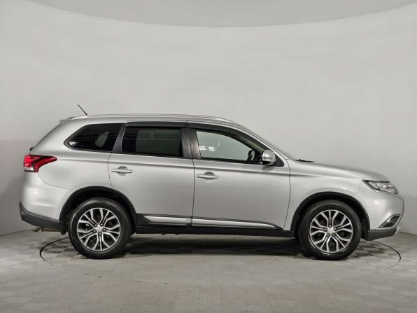Mitsubishi Outlander III Рестайлинг 2 с пробегом 2016 года, цена 1 469 000 рублей, 256728 км, внедорожник, Автокод Объявления
