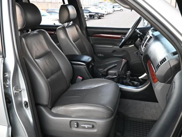 Toyota Land Cruiser Prado 120 Series с пробегом 2005 года, цена 1 924 000 рублей, 242129 км, внедорожник, Автокод Объявления