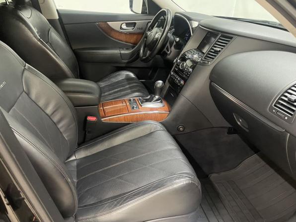 Infiniti FX II (S51) Рестайлинг с пробегом 2012 года, цена 1 799 000 рублей, 213512 км, внедорожник, Автокод Объявления