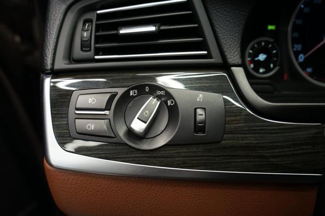 BMW 5 серии VI (F10/F11/F07) Рестайлинг с пробегом 2016 года, цена 3 150 000 рублей, 159984 км, седан, Автокод Объявления