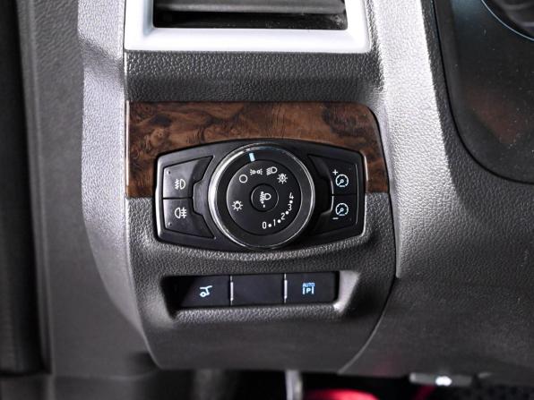 Ford Explorer V с пробегом 2012 года, цена 1 800 000 рублей, 200090 км, внедорожник, Автокод Объявления