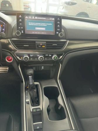 Honda Accord X с пробегом 2018 года, цена 2 080 000 рублей, 118000 км, седан, Автокод Объявления