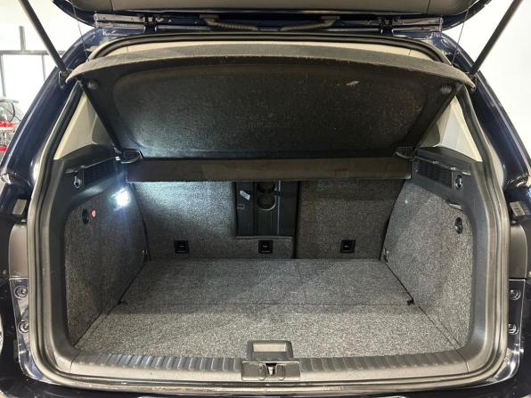 Volkswagen Tiguan I Рестайлинг с пробегом 2014 года, цена 1 099 000 рублей, 220622 км, внедорожник, Автокод Объявления