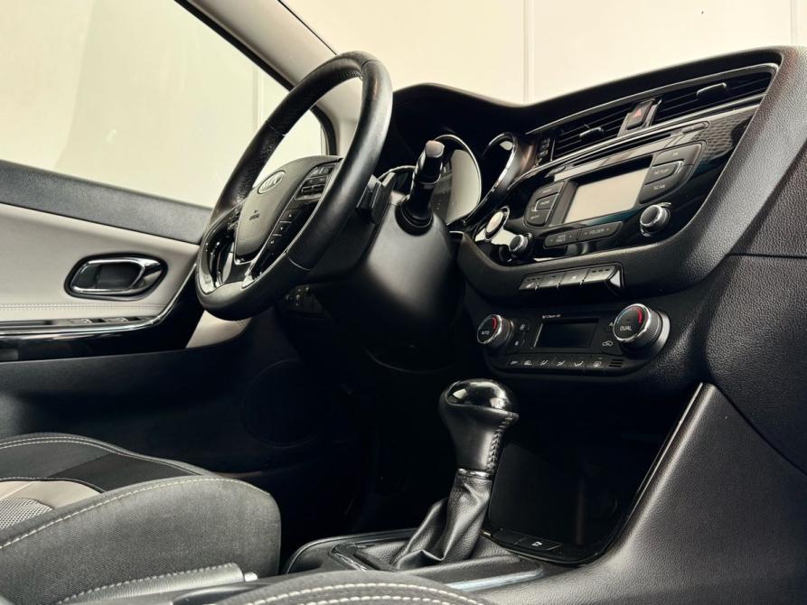 Kia Ceed II Рестайлинг Санкт-Петербург  - изображение 21