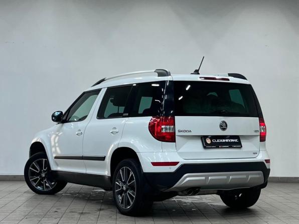 Skoda Yeti I Рестайлинг с пробегом 2017 года, цена 1 690 000 рублей, 101000 км, внедорожник, Автокод Объявления