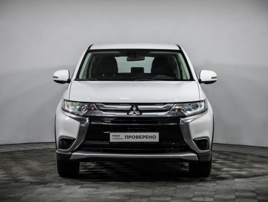 Mitsubishi Outlander III Рестайлинг 2 Санкт-Петербург  - изображение 2