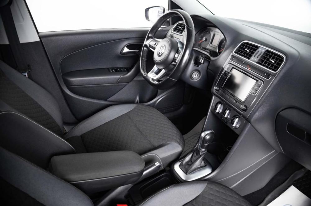 Volkswagen Polo V Рестайлинг Пермь  - изображение 11