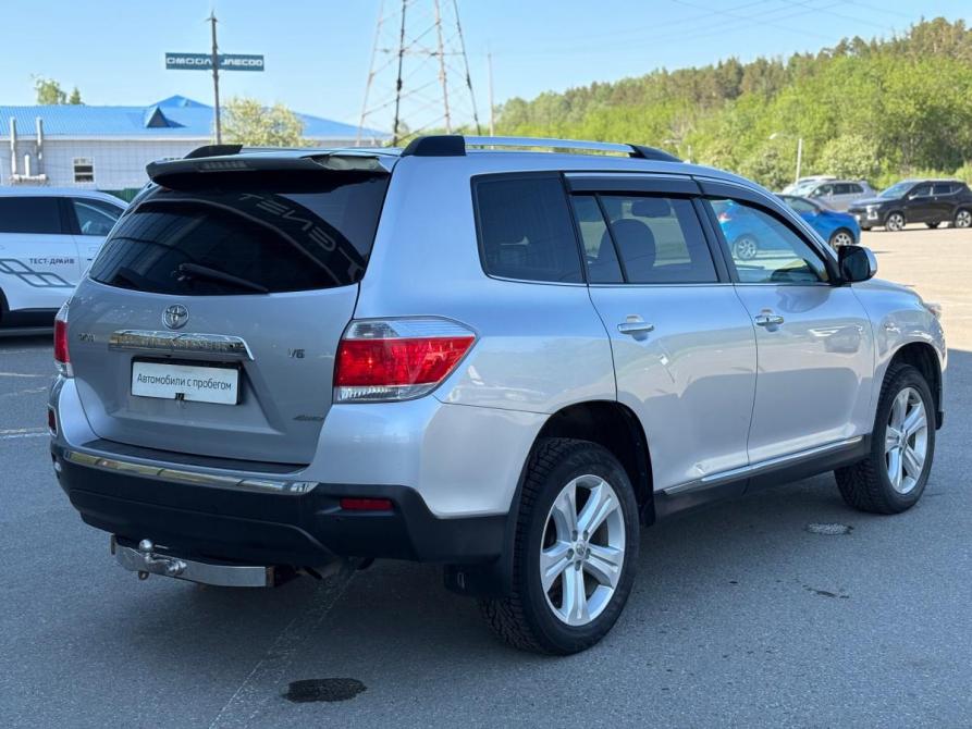 Toyota Highlander II (XU40) Рестайлинг Томск  - изображение 8