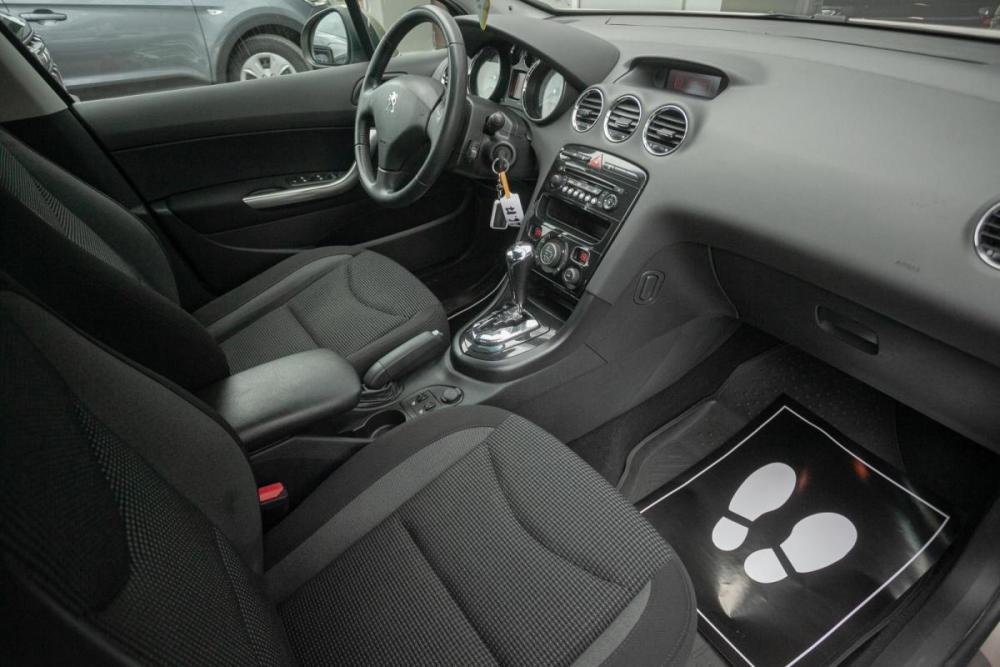 Peugeot 408 I Иркутск  - изображение 17