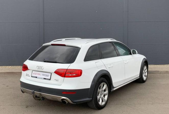 Audi A4 allroad IV (B8) с пробегом 2009 года, цена 1 240 000 рублей, 294927 км, универсал, Автокод Объявления